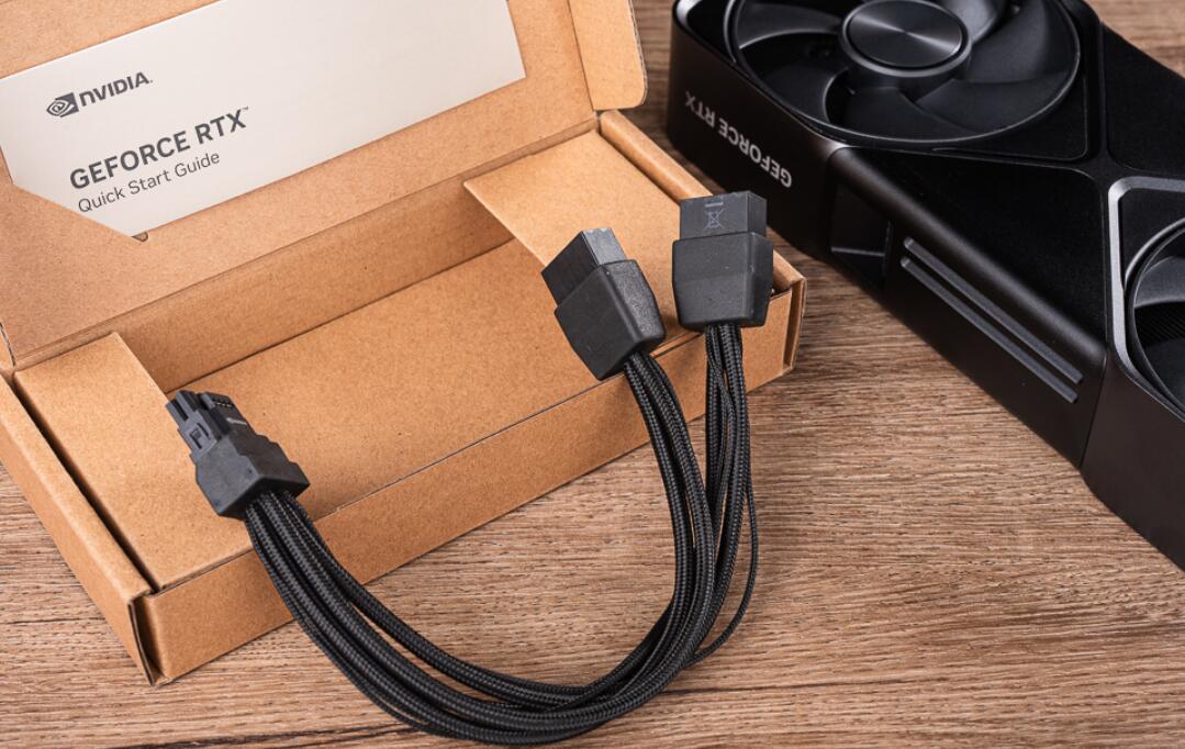 NVIDIA GeForce RTX 5070创始版显卡开箱评测 NVIDIA GeForce RTX 5070创始版显卡开箱评测