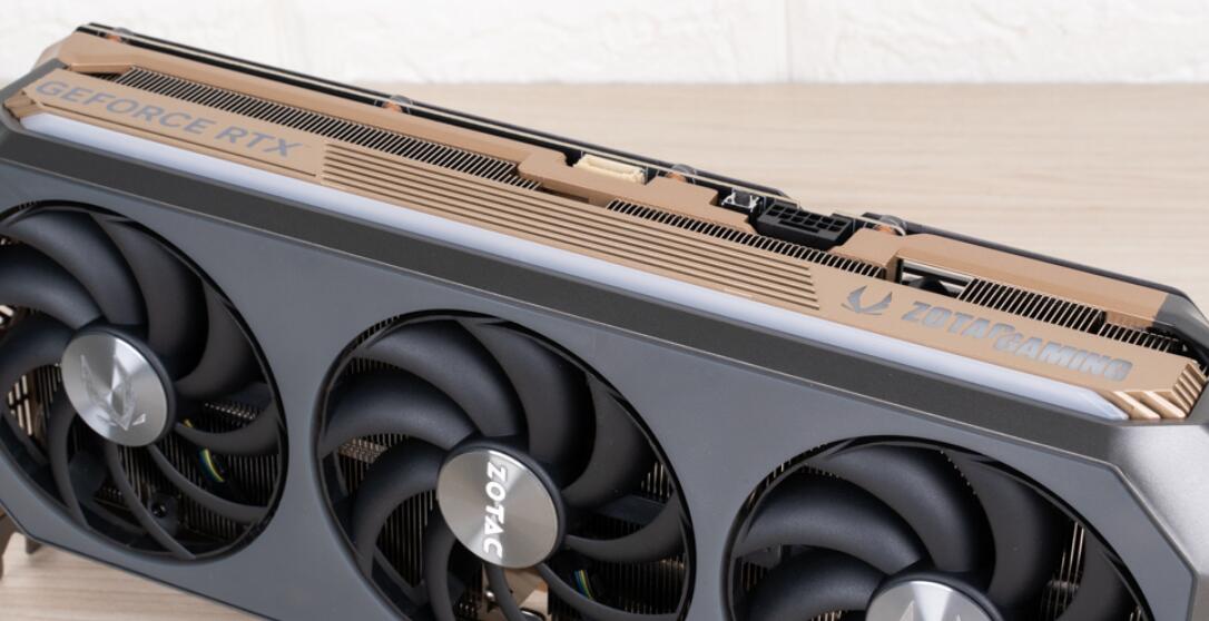 ZOTAC GAMING GeForce RTX 5070 Ti AMP EXTREME INFINITY显卡开箱评测 ZOTAC GAMING GeForce RTX 5070 Ti AMP EXTREME INFINITY显卡开箱评测