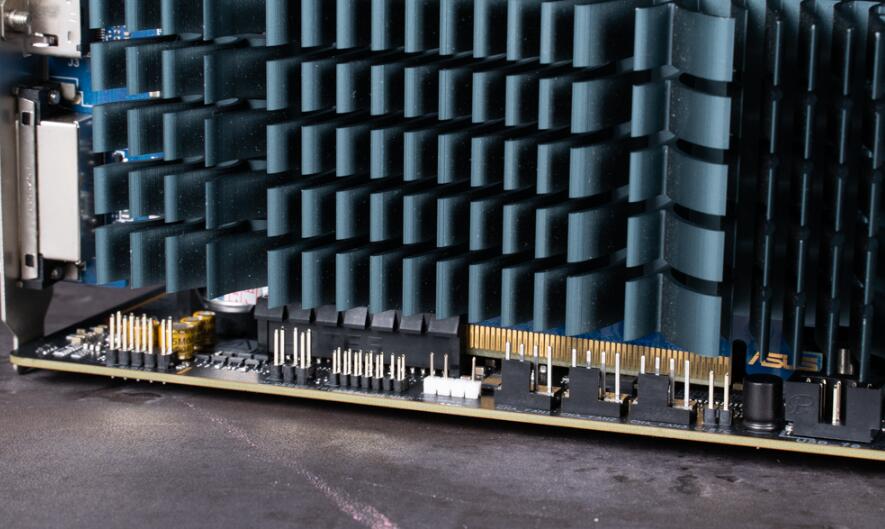 ASUS TUF GAMING B860M-PLUS WIFI主板开箱评测