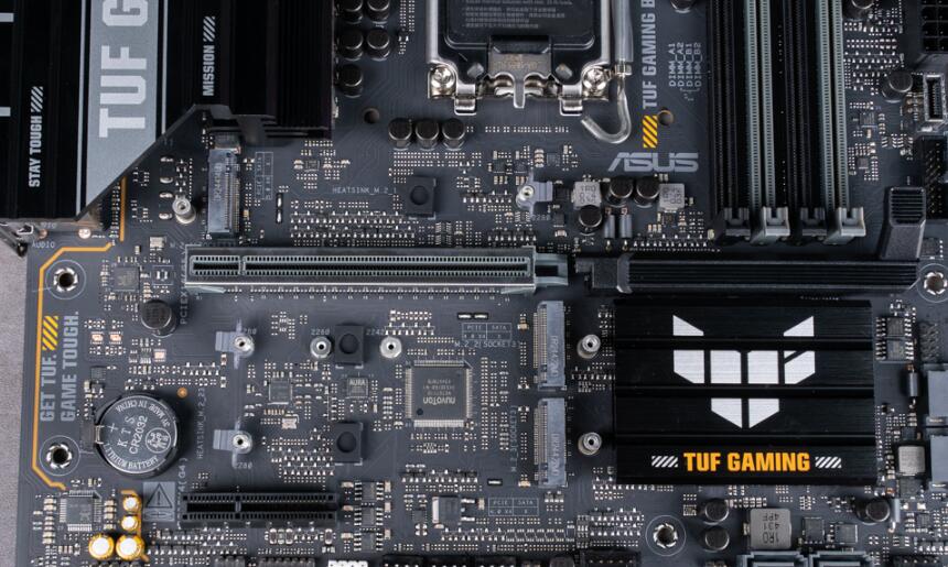 ASUS TUF GAMING B860M-PLUS WIFI主板开箱评测