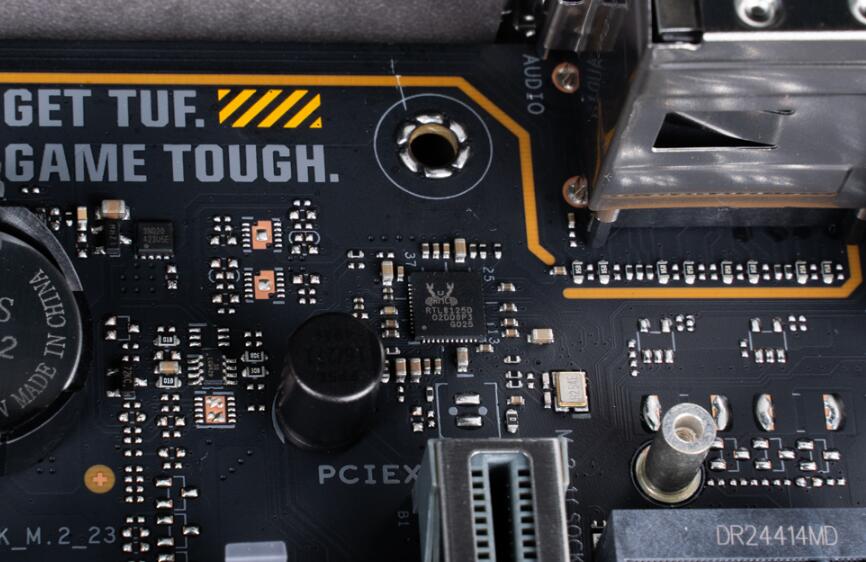 ASUS TUF GAMING B860M-PLUS WIFI主板开箱评测