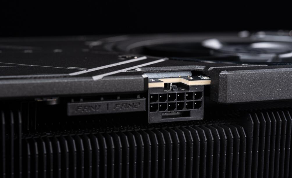 ROG Astral GeForce RTX5080 OC显卡开箱评测